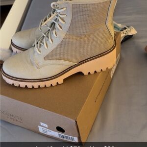 Coconuts by Matisse Cream Ankle Boots